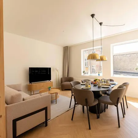 Newly Renovated 2br With Balcony * 哥本哈根