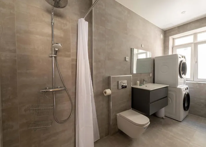 Newly Renovated 2br With Balcony Apartamento Copenhague