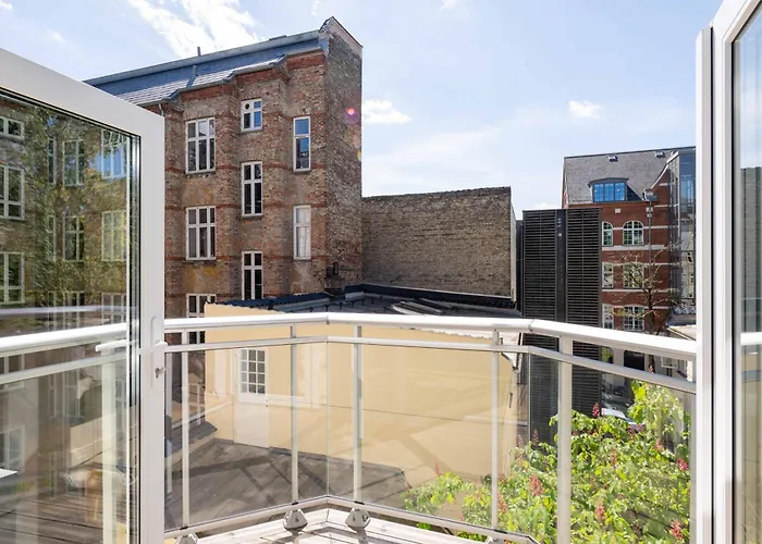 Apartamento Newly Renovated 2br With Balcony Copenhague