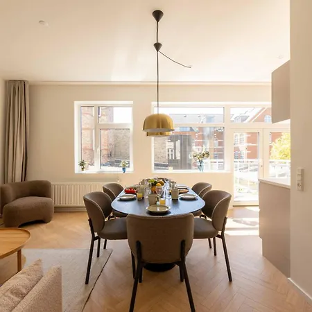 아파트 Newly Renovated 2br With Balcony *