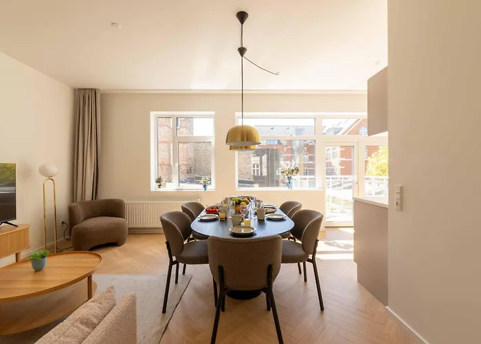 דירה Newly Renovated 2br With Balcony *